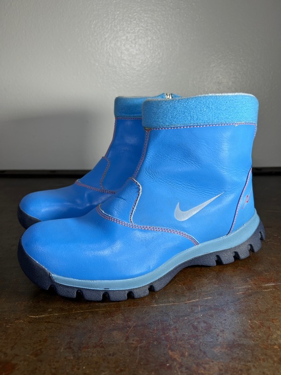 Nike Other - Nike Kids Blue Zip Winter Boots with Silver Swoosh